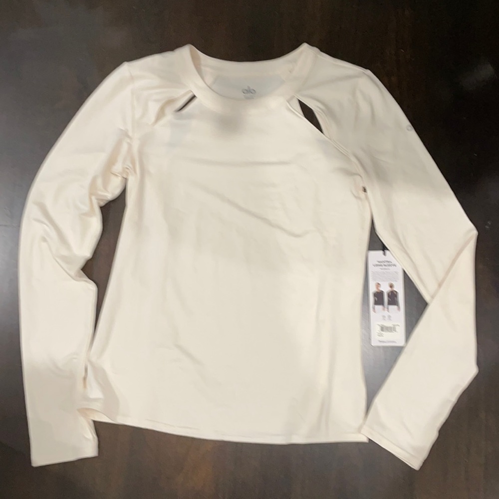 Super soft Alo thumb hole top with cutouts. NWT